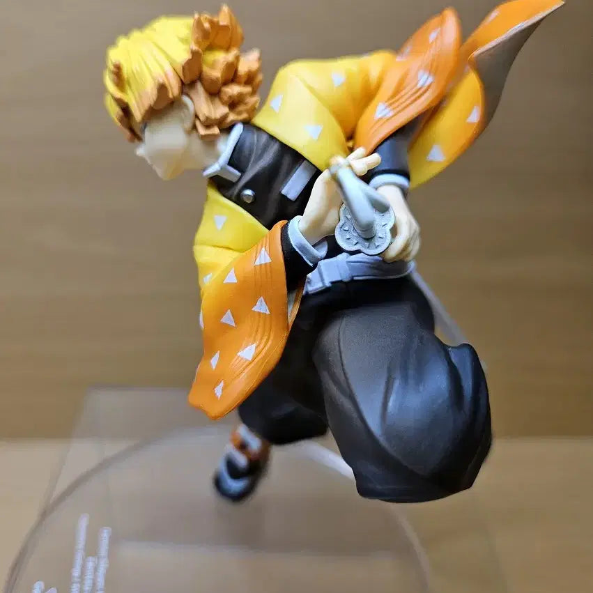 [BUNJANG] Demon Slayer Zenitsu Agatsuma Konopig Figure / 귀멸의 칼날 애니플렉스 코노피그 젠이츠 피규어