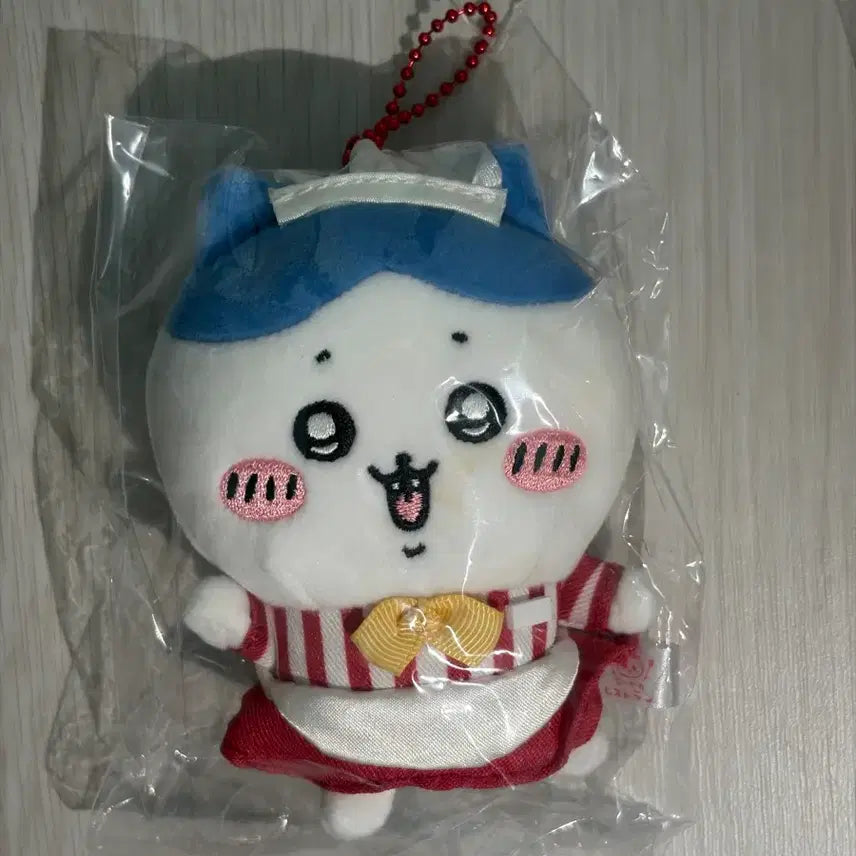 [BUNJANG] Chiikawa Restaurant Mascot Makko Keychain / 치이카와 레스토랑 마스코트 마코 키링 하치와레