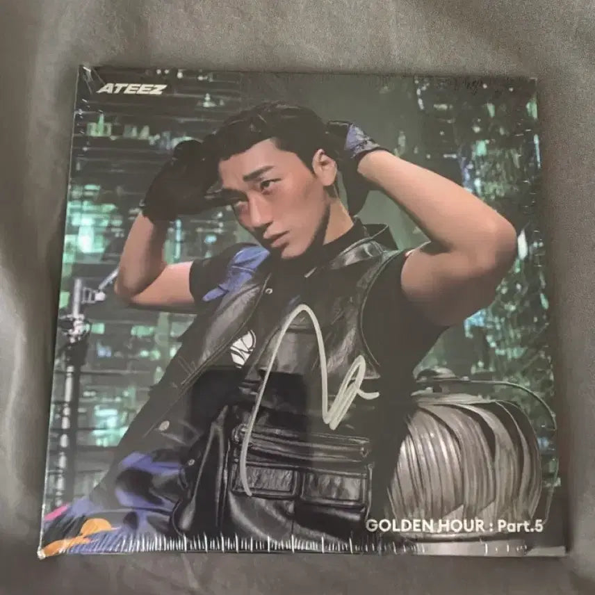 [BUNJANG] ATEEZ USA Edition Signed Digipak / 에이티즈 미국반 사인 디지팩