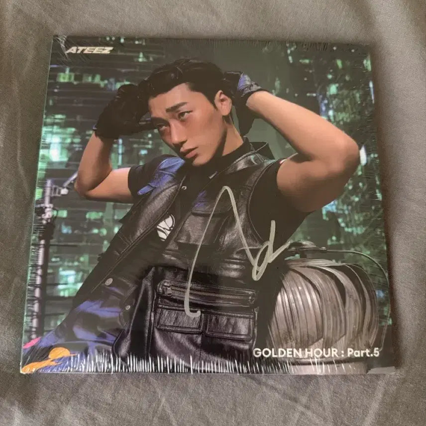 [BUNJANG] ATEEZ USA Edition Signed Digipak / 에이티즈 미국반 사인 디지팩
