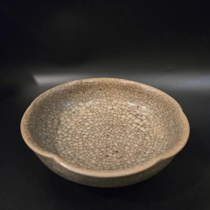 [BUNJANG] Northern Song Dynasty Ge Ware Flower Pattern Tea Bowl / 북송 가요 능화형 다완