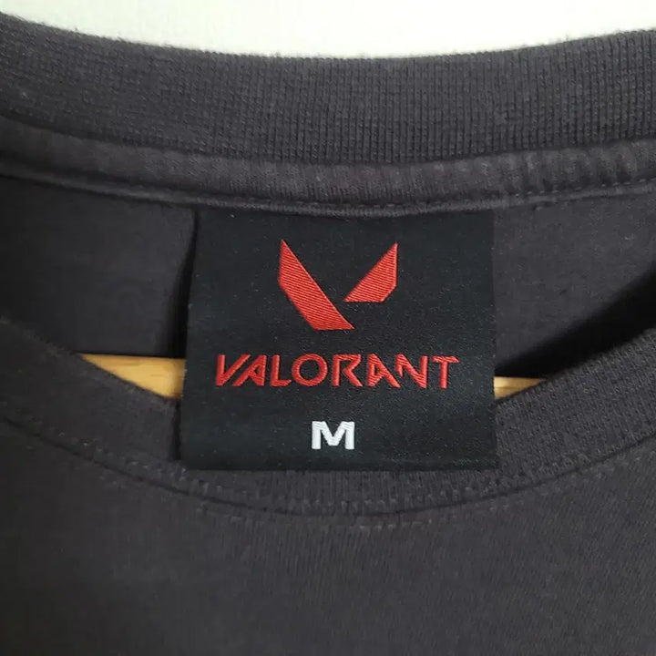 [BUNJANG] Valorant 2024 Champions Seoul T-Shirt (Black, Size M) / (M) 발로란트 2024 챔피언스 서울 반팔 티셔츠