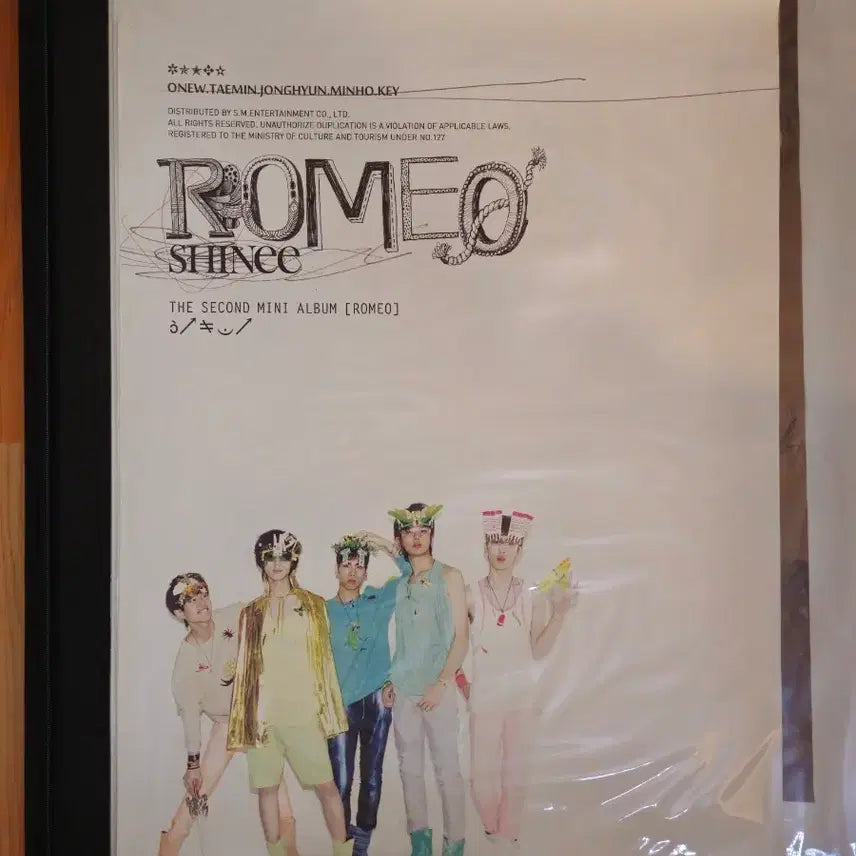 [BUNJANG] SHINee Romeo Album Poster / 샤이니 로미오 앨범 포스터