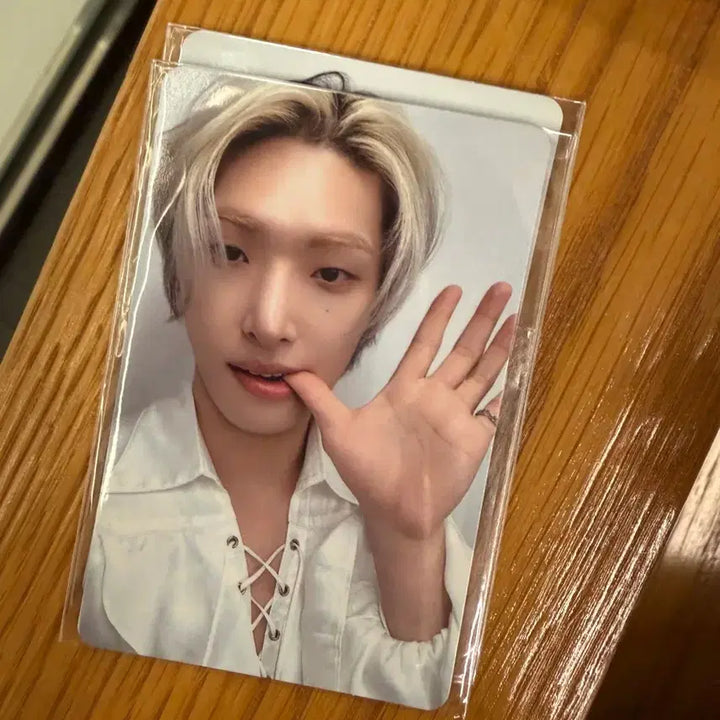 [BUNJANG] ATEEZ ANITEEZ DejaVu Mingi Photocard / 에이티즈 ANITEEZ in DejaVu 팝업 10만원 민기 포카