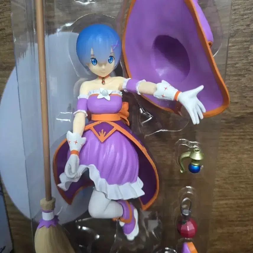 [BUNJANG] Re:Zero Sega Super Premium Figure Rem Cute Witch Version / 리제로 RE:제로 세가 슈퍼 프리미엄 피규어 SPM 렘 귀여운마녀 버전