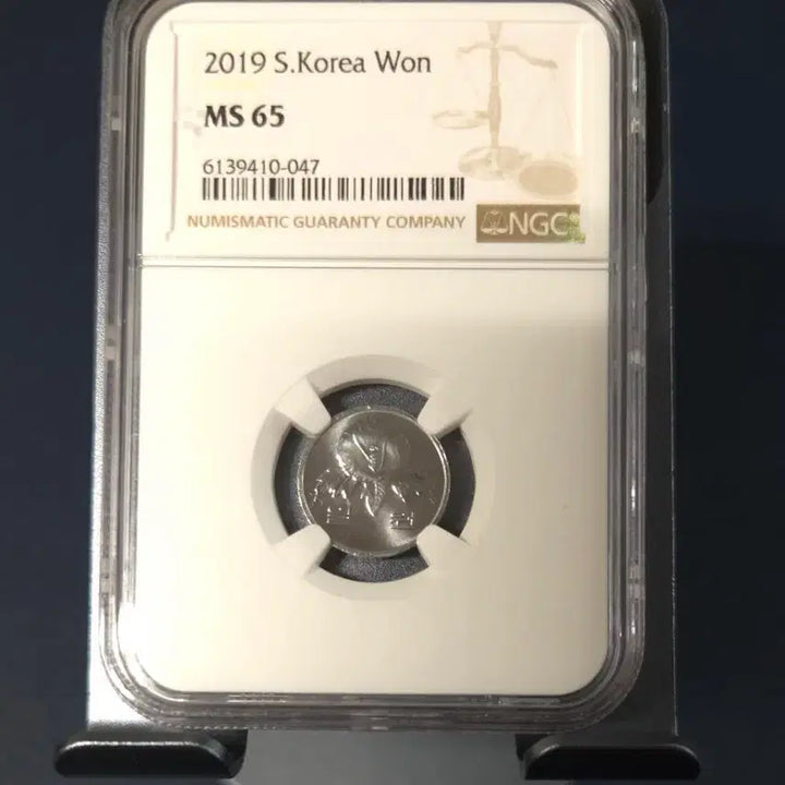 [BUNJANG] 2019 1 Won Coin, Graded 65, Uncirculated, Rare Coin Collection / 2019년1원 65등급 미사용 주화 희귀동전수집용