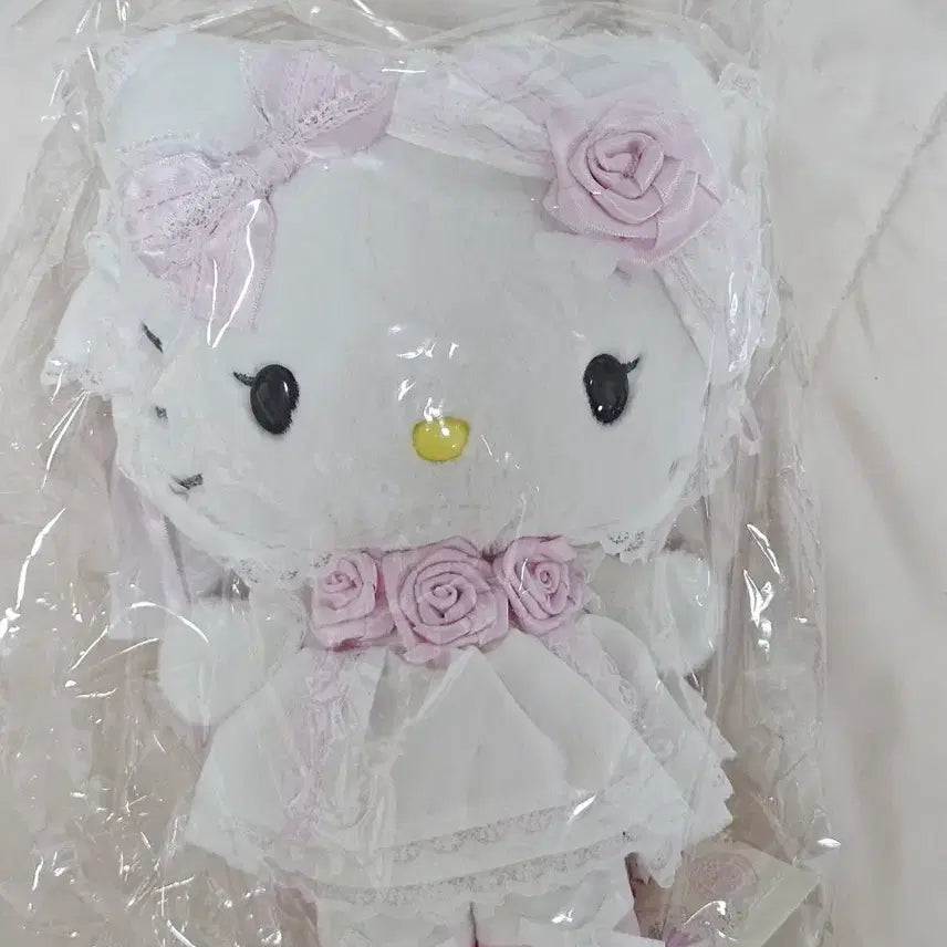 [BUNJANG] Sanrio Hello Kitty White Frill Plush Doll / 산리오 화이트프릴 헬로키티 누이 인형