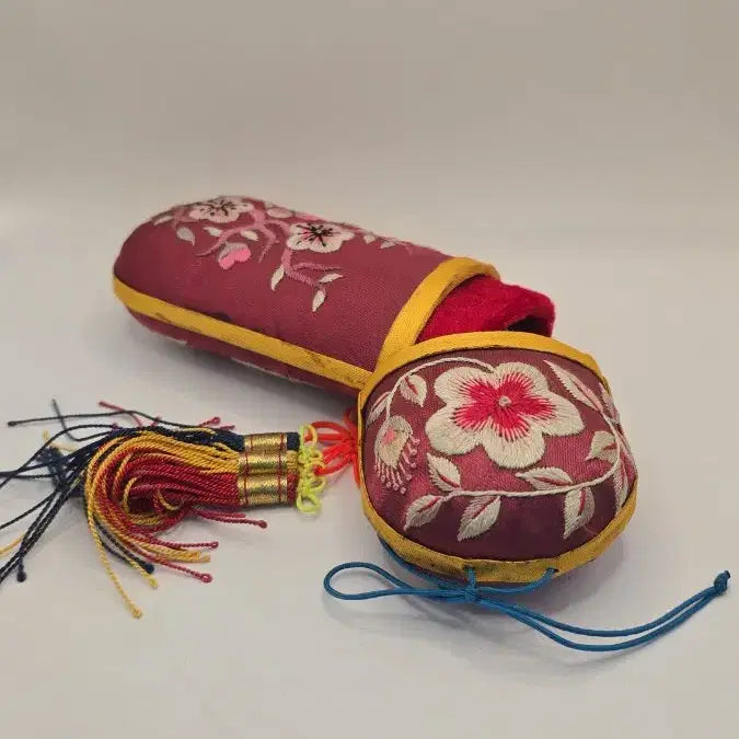 [BUNJANG] Korean Folk Art Embroidered Eyeglass Case Antique / 민속품 자수 안경집 골동품