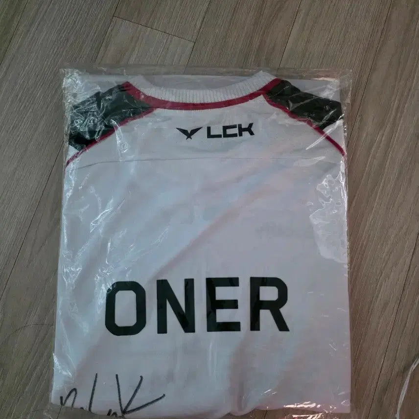 [BUNJANG] T1 2026 Owner Marked Uniform (Blank Signature) - Size M / T1 2026 유니폼 / 오너 마킹 + 블랭크 싸인
