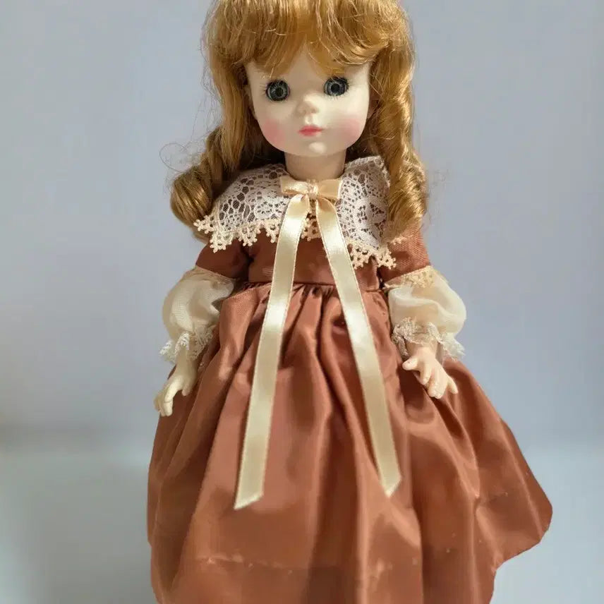 [BUNJANG] Madame Alexander 14-inch Elsie Leslie Doll / 마담 알렉산더 14인치 엘시 레슬리 인형