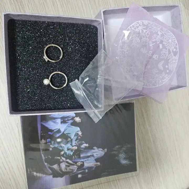 [BUNJANG] BTS 2021 Dalmajung Silver Earrings / BTS 2021 달마중 실버귀걸이