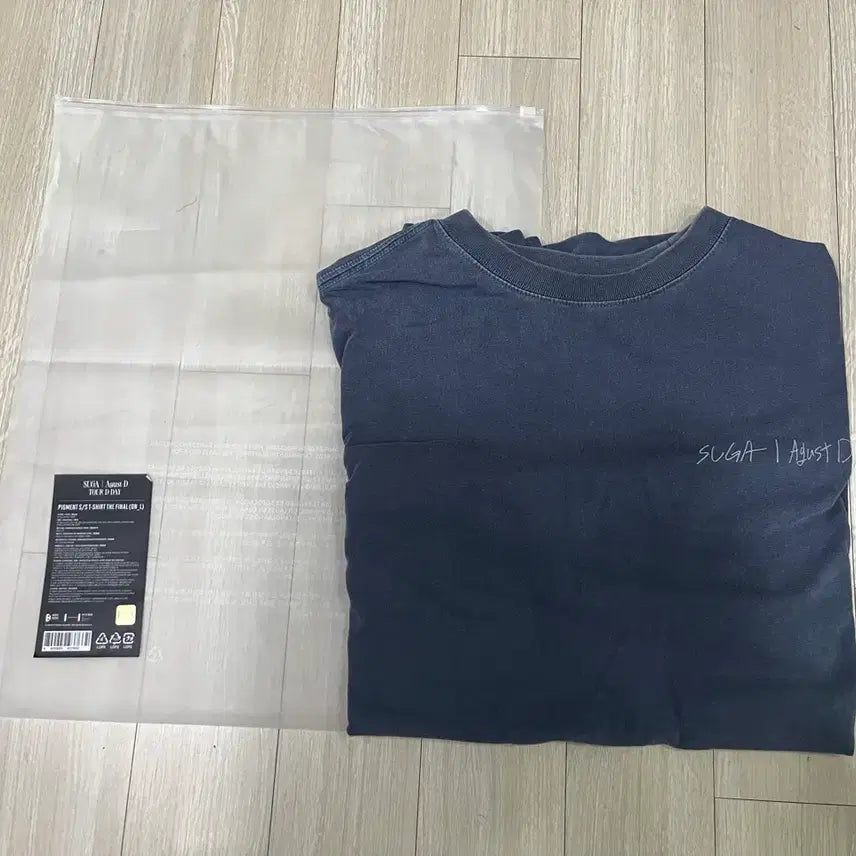 [BUNJANG] SUGA Agust D D-DAY TOUR Final Edition T-Shirt L Size / 슈가 어거스트디 반팔 티셔츠 디데이 파이널 L사이즈