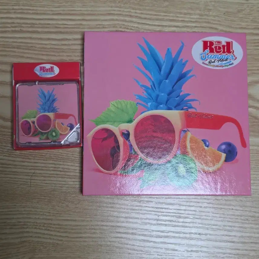[BUNJANG] Red Velvet The Red Summer (Red Flavor) CD Album + Kino Album Bundle Set (Irene Photocard) / 레드벨벳 The Red Summer (빨간 맛) CD 앨범(아이린포카) + 키노 앨범 일괄