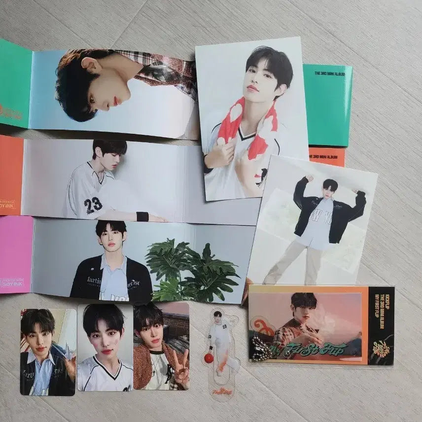 [BUNJANG] X1 MEXT Project Minjee Album Photocard Bundle Set / 킥플립 민제 앨범 구성품