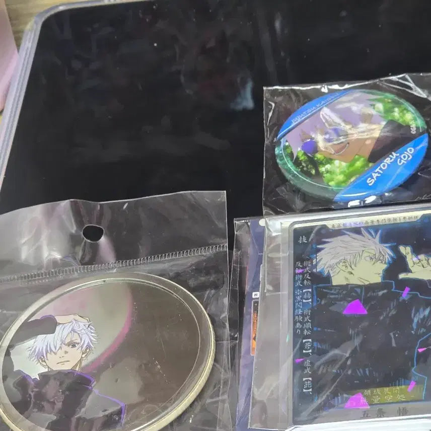 [BUNJANG] Gojo Satoru Status Mirror Can Badge Bundle / 고죠 거울 캔뱃지 고죠 스테이터스 일괄로 판매합니당