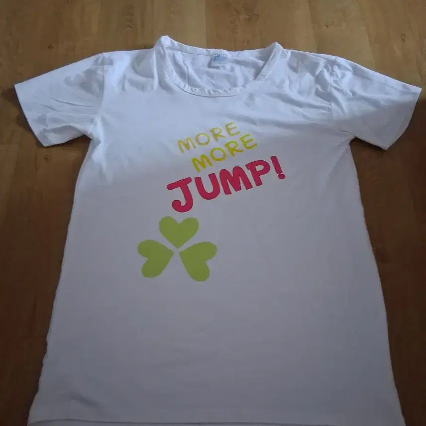 [BUNJANG] Momo Point T-Shirt Iri / 모모점 티셔츠 아이리