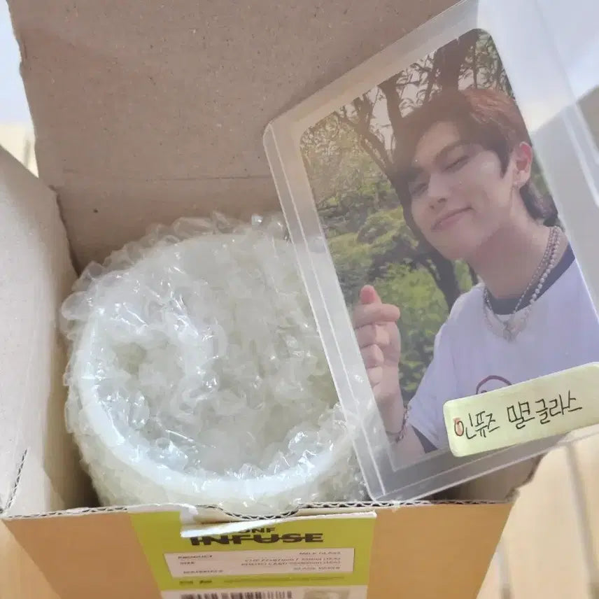 [BUNJANG] ONF INFUSE Pop-up MD Milk Glass / 온앤오프 인퓨즈 팝업 엠디 밀크글라스
