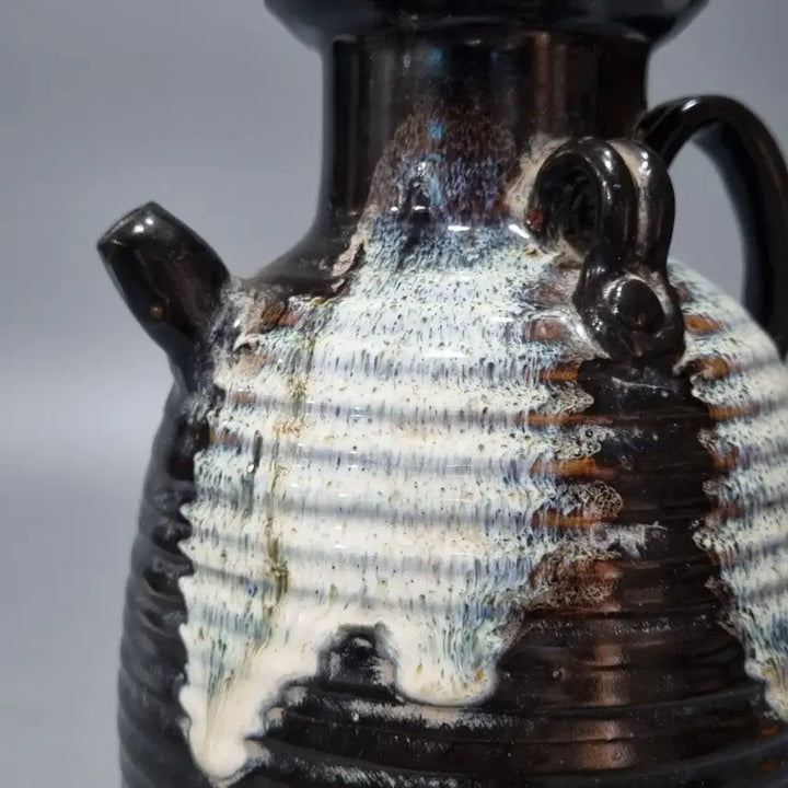 [BUNJANG] Tang Dynasty Style Black Glazed Celadon Floral Decorated Pitcher / 당대 흑유 화반 집호