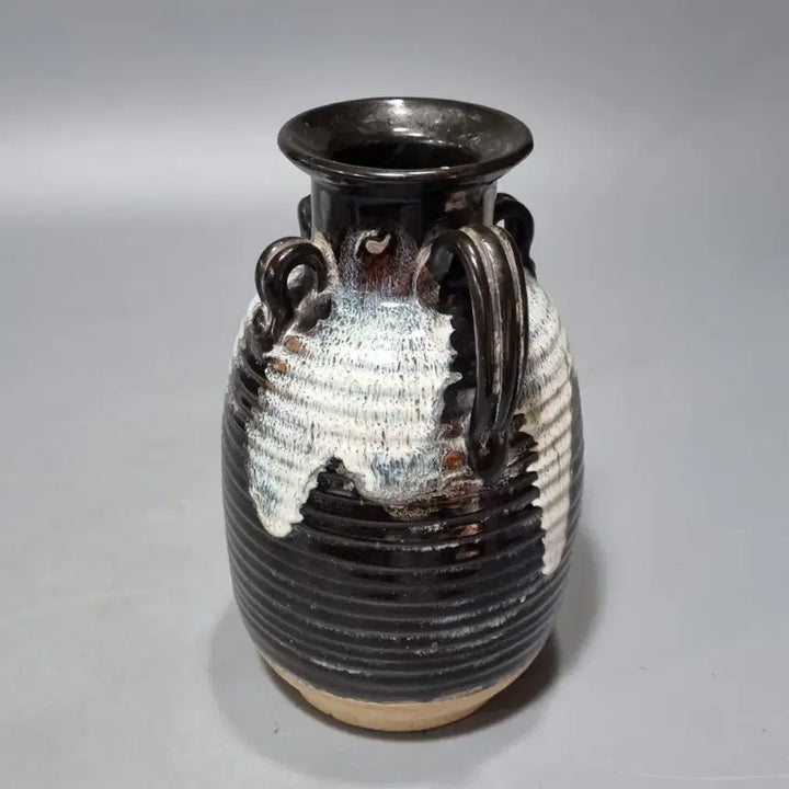 [BUNJANG] Tang Dynasty Style Black Glazed Celadon Floral Decorated Pitcher / 당대 흑유 화반 집호