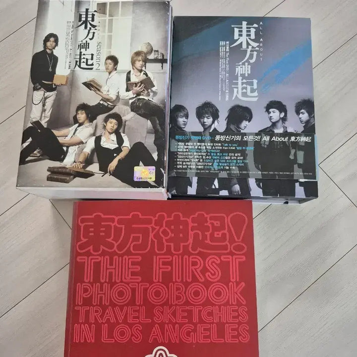 [BUNJANG] TVXQ! Season 1 &amp; 2 DVD &amp; All About Photobook Set / 동방신기 시즌 1, 2 DVD &amp; 올어바웃 포토북 세트 택배비포함