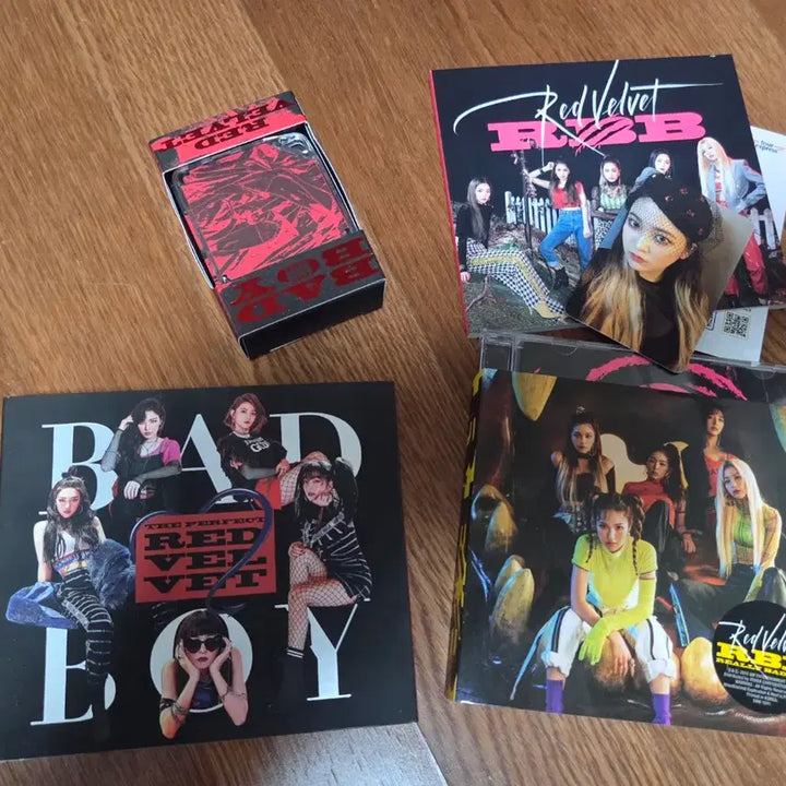 [BUNJANG] Red Velvet Bundle Set 2 Albums (Yeri Photocard) + Kino / [일괄] 레드벨벳 앨범 2종 (예리 포카1장) + 키노