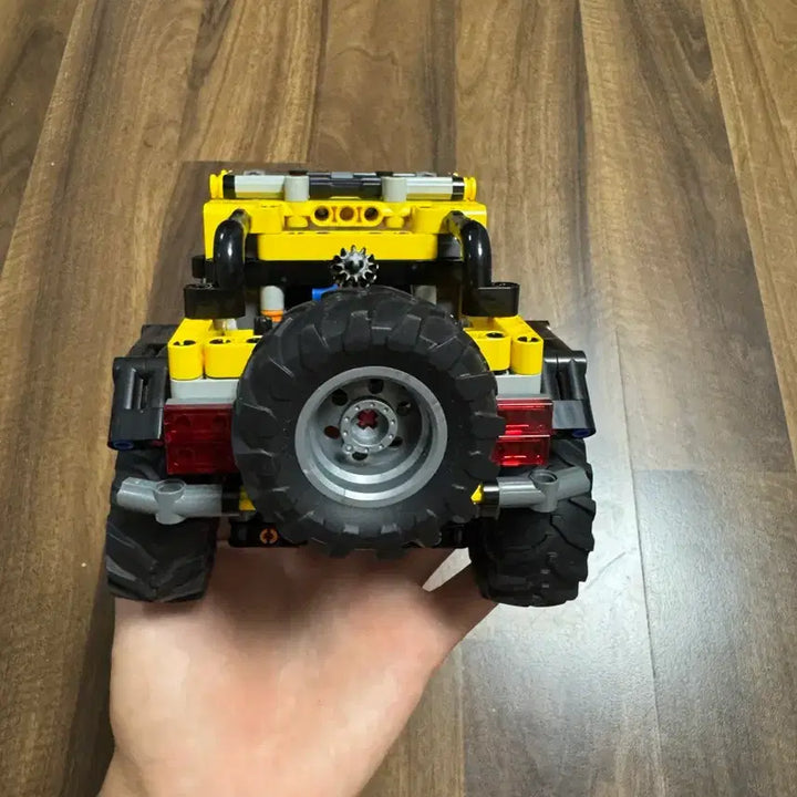 [BUNJANG] LEGO Technic Jeep Wrangler Rubicon 42122 / 레고 테크닉 지프 랭글러 루비콘 42122
