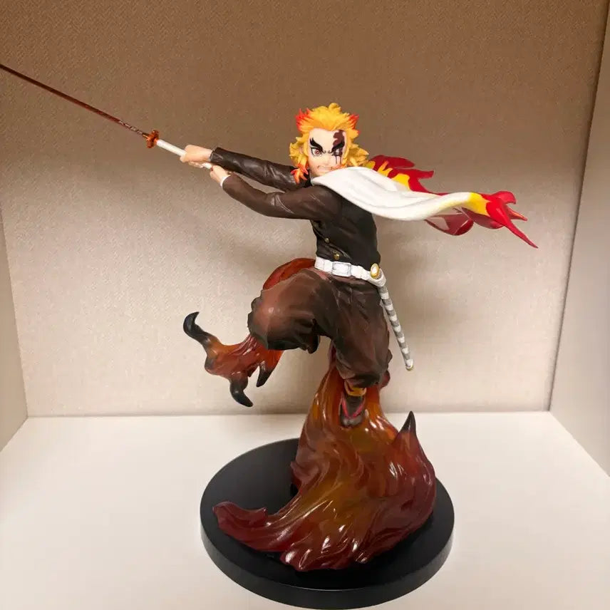 [BUNJANG] Kyojuro Rengoku D Prize Figure / 판매) 렌고쿠 쿄쥬로 D상 피규어