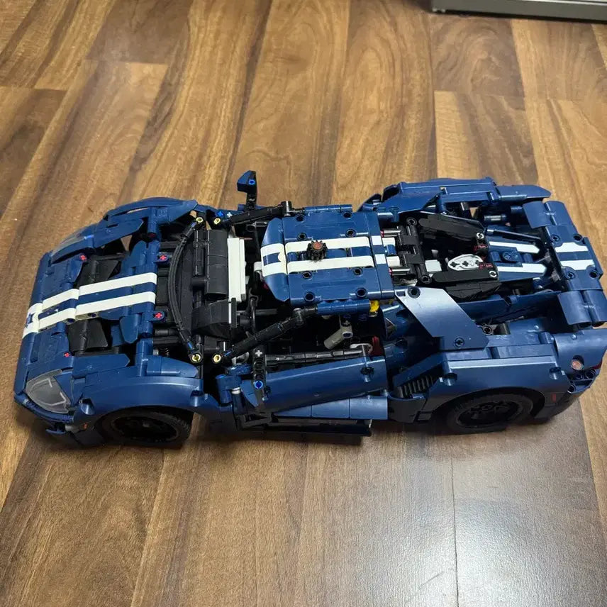 [BUNJANG] LEGO Technic Ford GT 42154 / 레고 테크닉 포드 GT 42154