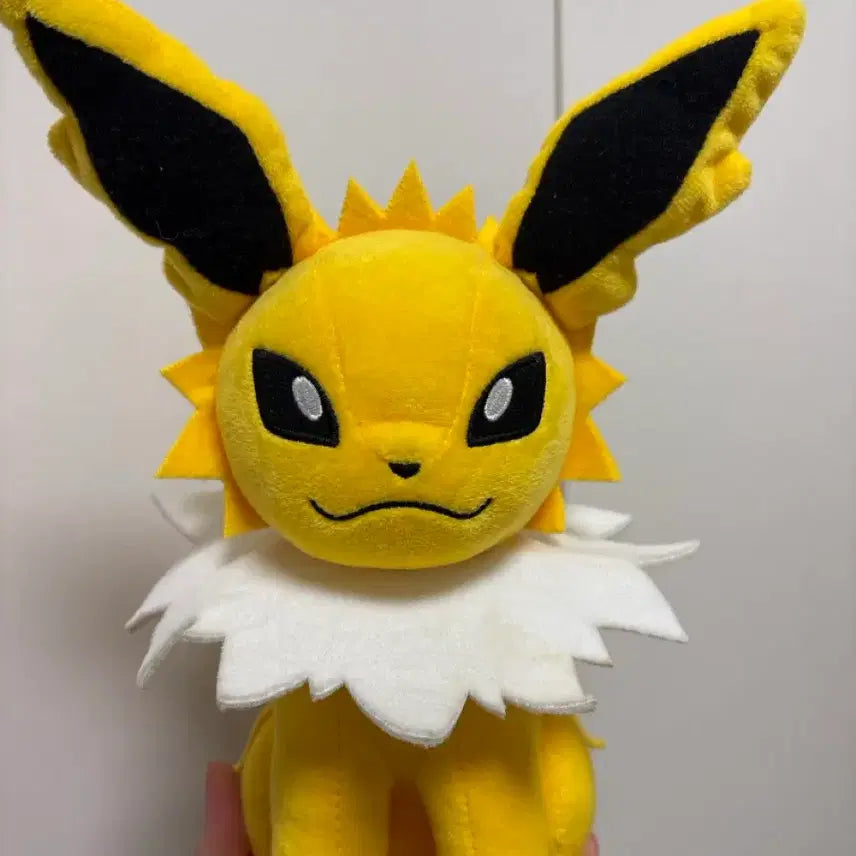 [BUNJANG] Banpresto Jolteon Pokemon Plush / 포켓몬스터 쥬피썬더 반프레스토 인형