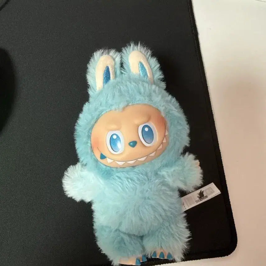 [BUNJANG] Labubu Sky Blue Plush Toy / 정품 라부부 하늘색 인형