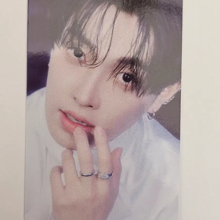 [BUNJANG] ATEEZ Hongjoong Aniteez in Dejavu Photocard / 에이티즈 홍중 사운드웨이브 Aniteez in Dejavu 애니티즈 팝업 포카 트레카