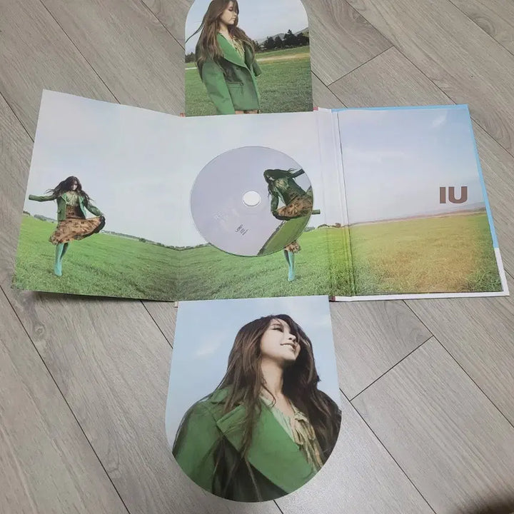 [BUNJANG] IU Real IU Album / 아이유 REAL IU 앨범