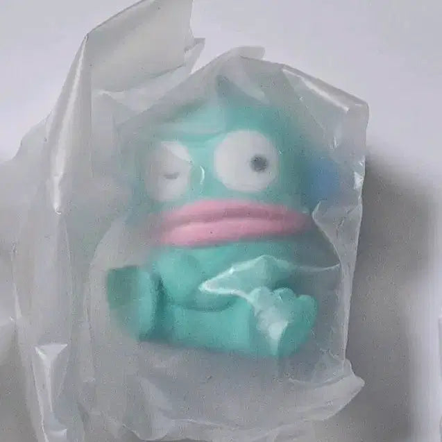 [BUNJANG] Sanrio Hangyodon Shoulder Buddy Figure Gacha / 산리오 어깨쿵 피규어 한교동 가챠 해피단브이