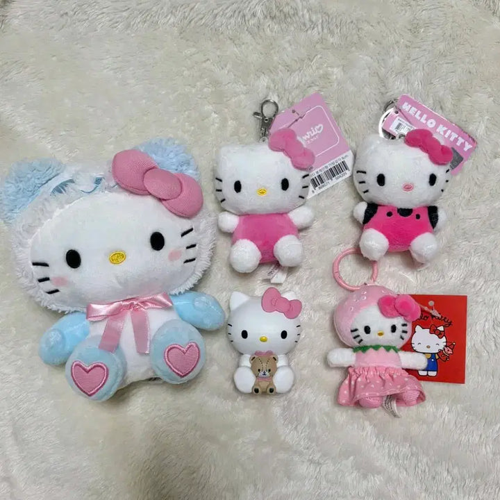 [BUNJANG] Hello Kitty Bundle Set (Doll, Figure, Keyring) / 일괄 헬로키티 세트(인형, 피규어, 키링)