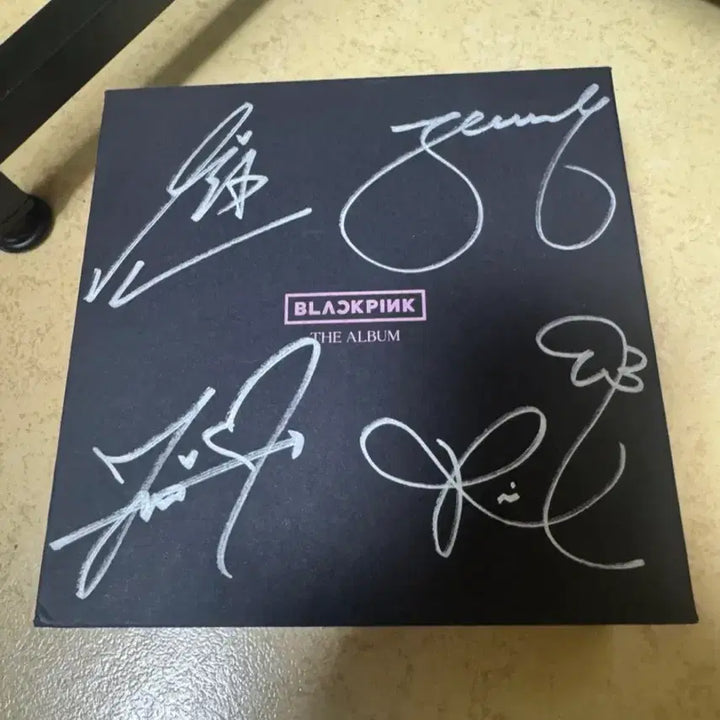 [BUNJANG] BLACKPINK THE ALBUM Signed Album / 블랙핑크 THE ALBUM 친필 사인 앨범(비매)
