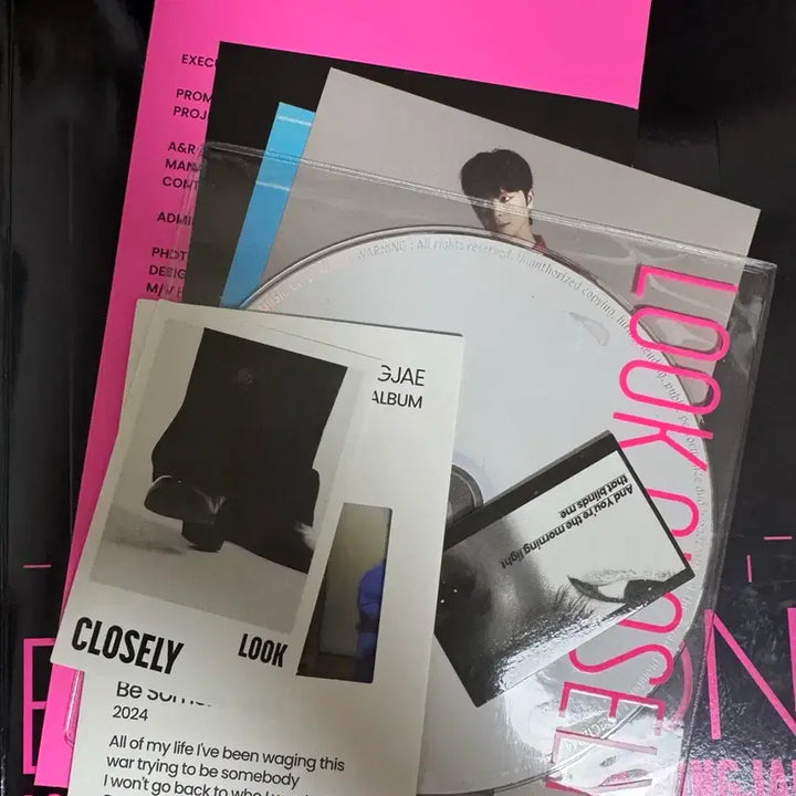 [BUNJANG] Yook Sung Jae LOOK CLOSELY EXHIBITION 1st Single Album (Unsealed) / 육성재 LOOK CLOSELY EXHIBITION 1ST 싱글 앨범 개봉