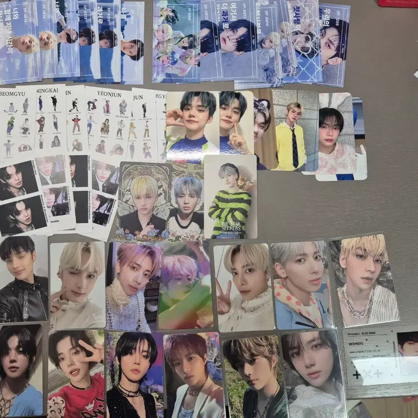 [BUNJANG] TXT Bundle Set Photocards + Unofficial Goods / [급처]투모로우바이투게더 포토카드 세트(+비공굿)