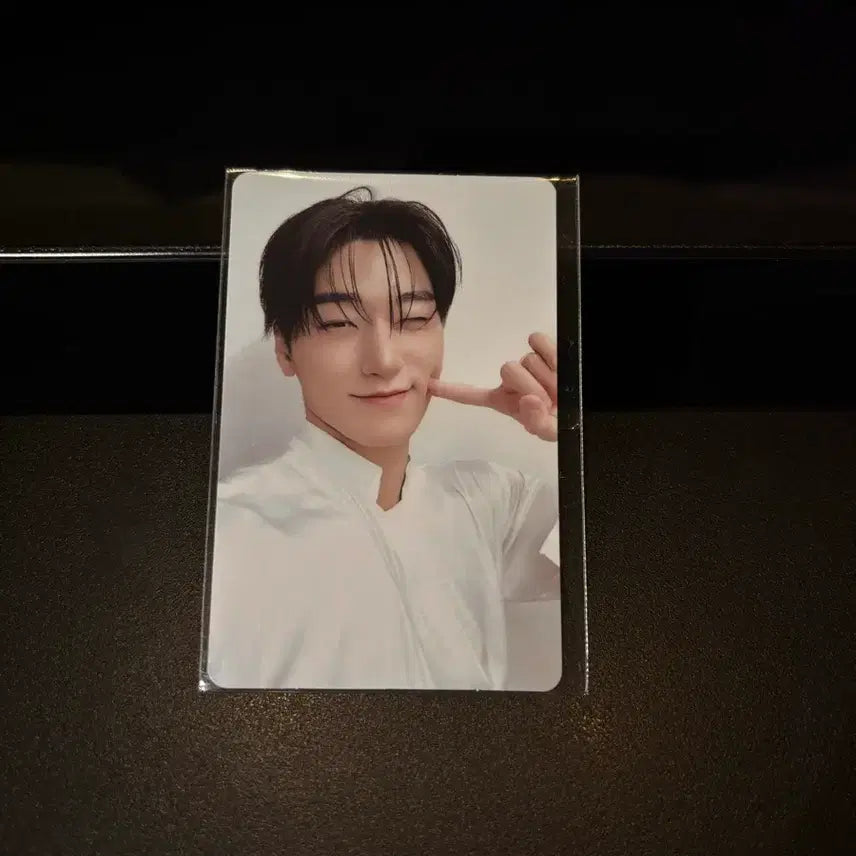 [BUNJANG] ATEEZ Aniteez Pop-up Lucky Draw Photocard / 에이티즈 애니티즈 팝업 10만 특전 산 포카