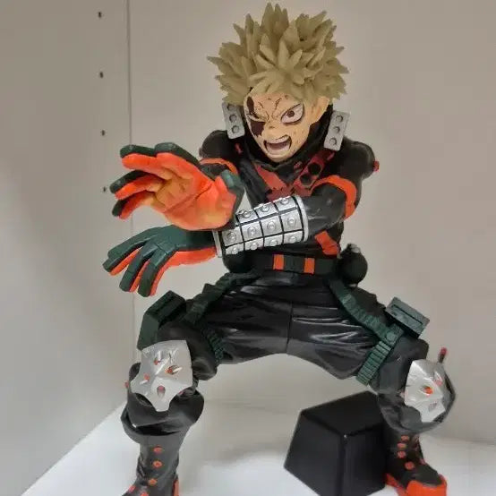 [BUNJANG] My Hero Academia Katsuki Bakugo Figure / 나의 히어로 아카데미아 바쿠고 피규어