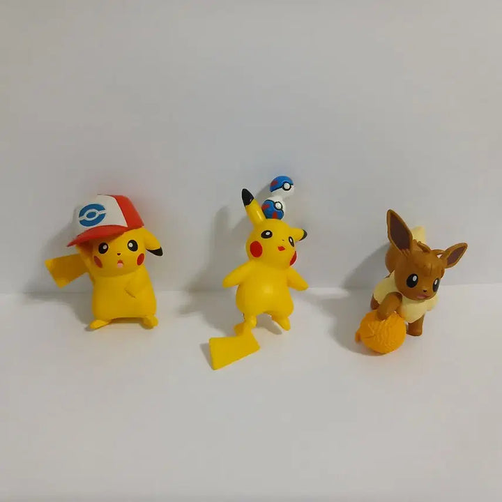 [BUNJANG] Pokemon Pikachu &amp; Eevee Gacha Figurines (Set of 3) / 포켓몬 귀여운 가챠들(피카츄 2개, 이브이)