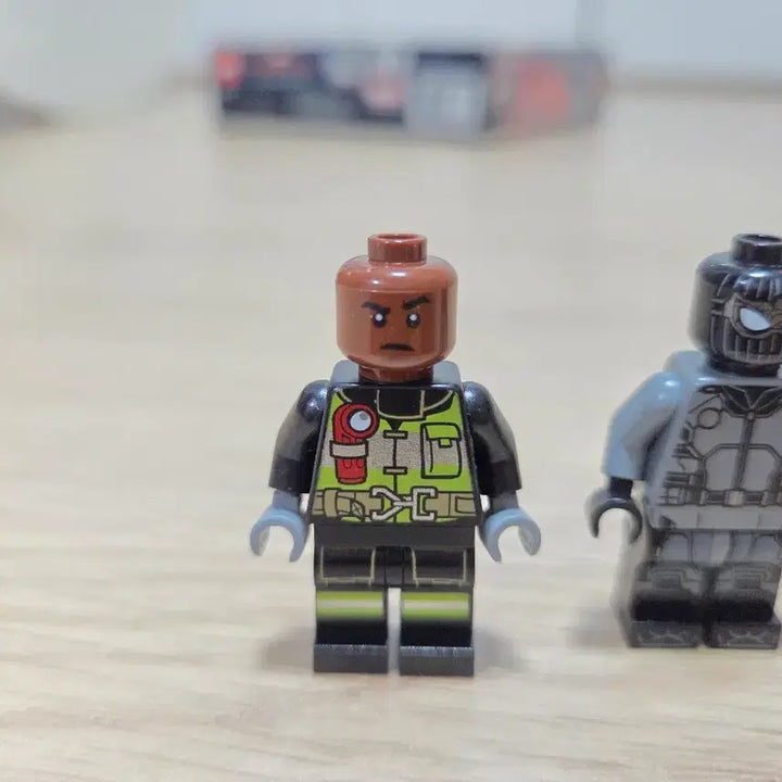 [BUNJANG] LEGO 76128 Marvel Spider-Man: Far From Home Molten Man / 레고 76128 마블 스파이더맨 파프롬홈 몰튼맨 판매합니다.