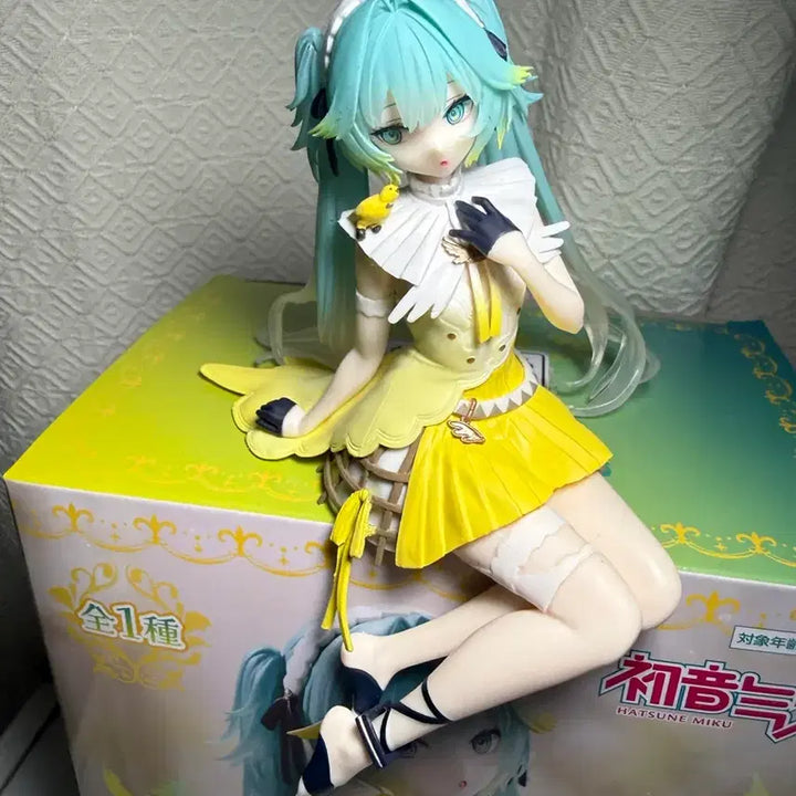 [BUNJANG] Hatsune Miku Noodles Stopper Figure / 하츠네 미쿠 누들스토퍼 카나리아 피규어