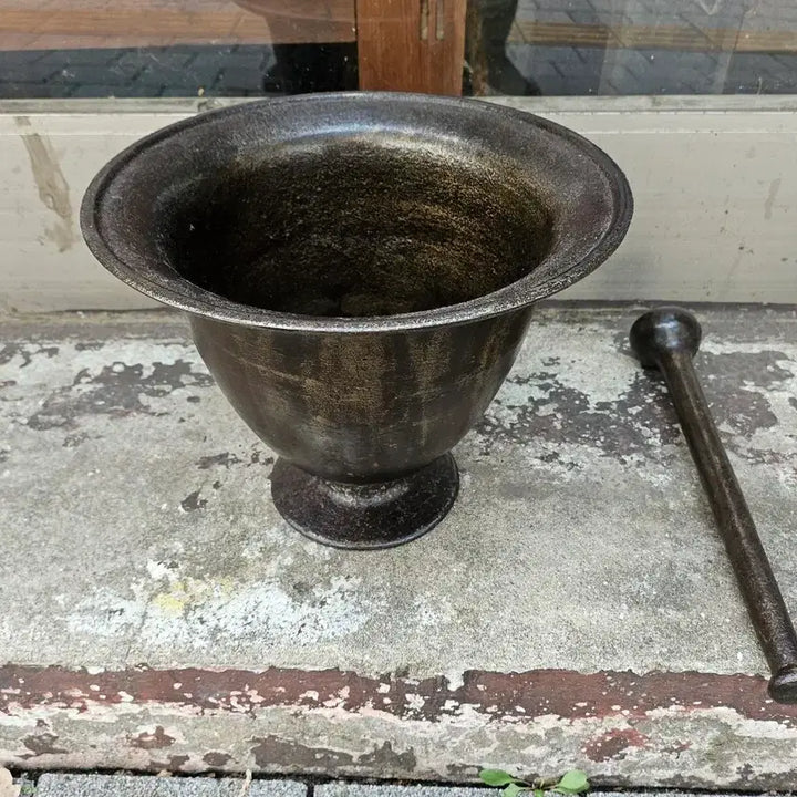 [BUNJANG] Large Cast Iron Mortar and Pestle - Functional / 옛날 쇠절구 / 대형 무쇠절구 / 실사용 가능