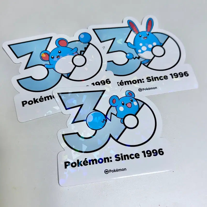 [BUNJANG] Pokemon 30th Anniversary Logo Sticker Bundle Set (20 Stickers) / (20장 일괄) 포켓몬 30주년 로고 스티커 루리리 마릴 마릴리