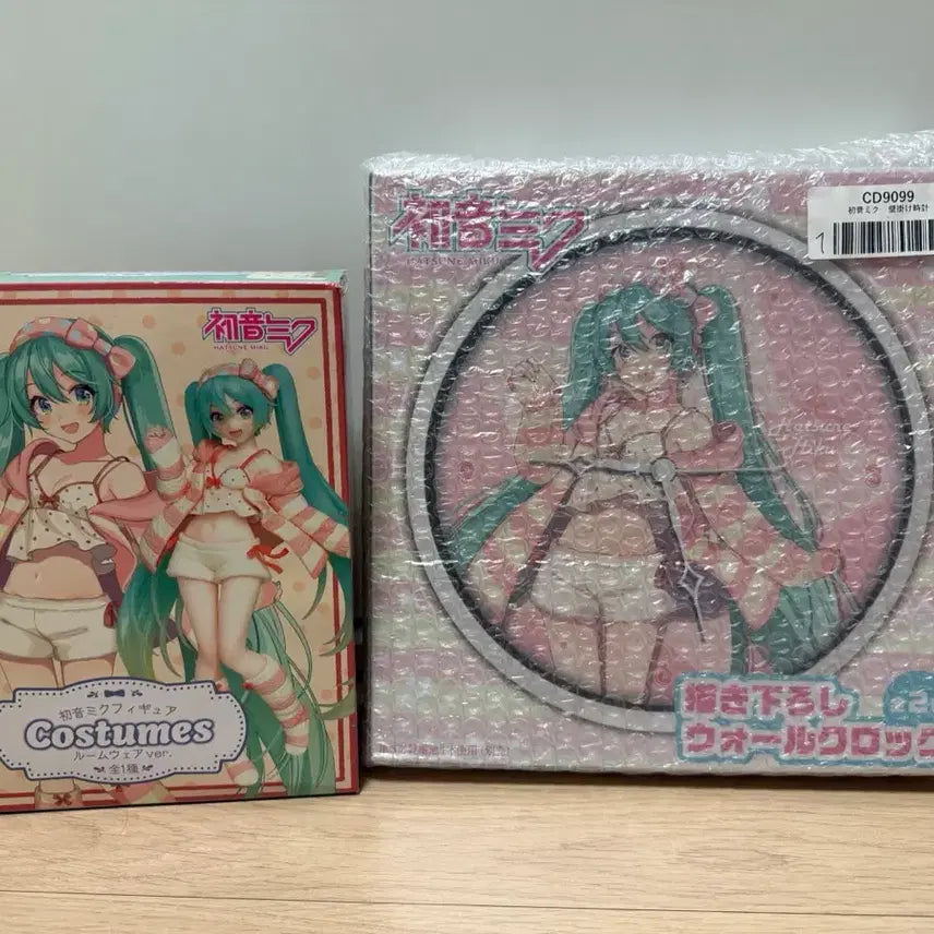 [BUNJANG] Hatsune Miku Roomwear Version Figure + Wall Clock Set / 하츠네미쿠 룸웨어 벽시계 +피규어 세트판매