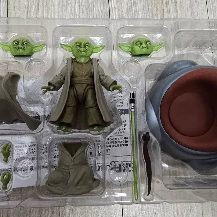 [BUNJANG] S.H.Figuarts Star Wars Yoda / shf 스타워즈 요다 판매합니다