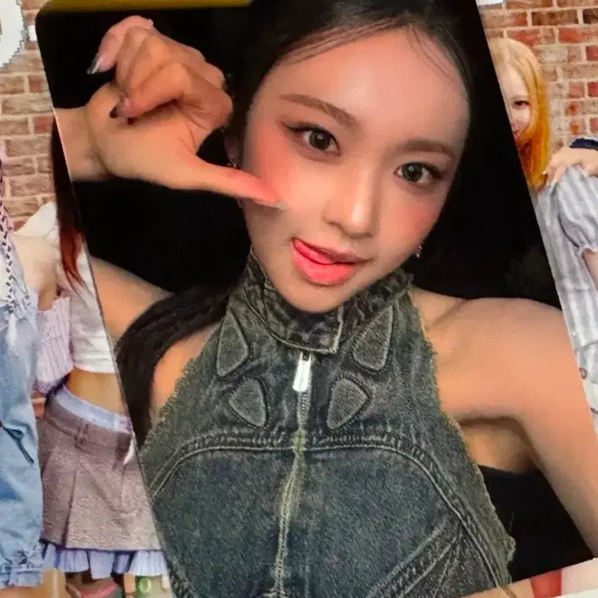 [BUNJANG] Ourバースデー Gukchulok SQUEEZY Studio Photocard / 아워벌스데이 국초록 SQUEEZY 공방포카 사녹 포토카드