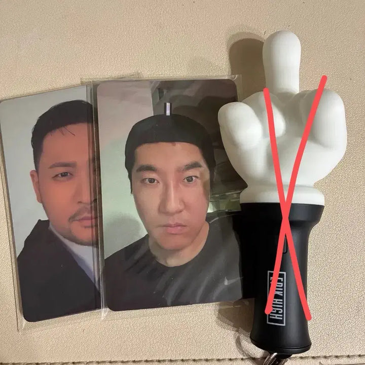 [BUNJANG] Epik High Member Photocard Bundle (12 pcs) &amp; Keychain / 에픽하이 포토카드 12장 키링 미니 박규봉 판매