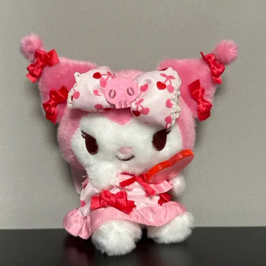 [BUNJANG] Sanrio Kuromi "Happy Vacance" Mascot Plush Doll / 산리오 즐거운 호캉스 쿠로미 마스코트 인형