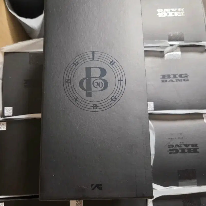 [BUNJANG] Bigbang 20th Anniversary Cosmos Lightstick / [콘서트장 직거래] 빅뱅 공식 응원봉 뱅봉 20주년 뱅봉 Bigbang light stick  New Bang Bong